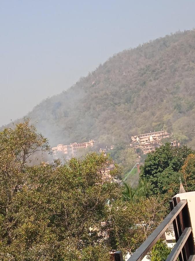 Triple1 Hostel & Homestay Rishikesh Exterior photo