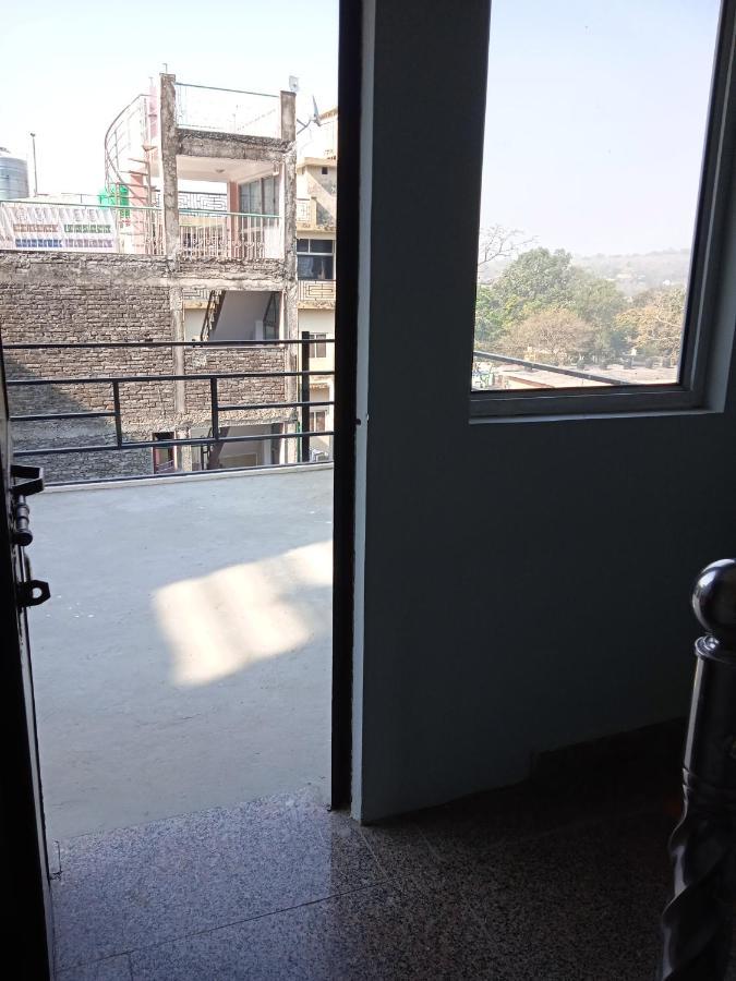 Triple1 Hostel & Homestay Rishikesh Exterior photo